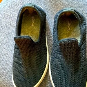 Navy allbirds